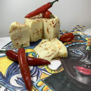 Formaggio Di Pecora Primo Sale con Peperoncino 1 Kg